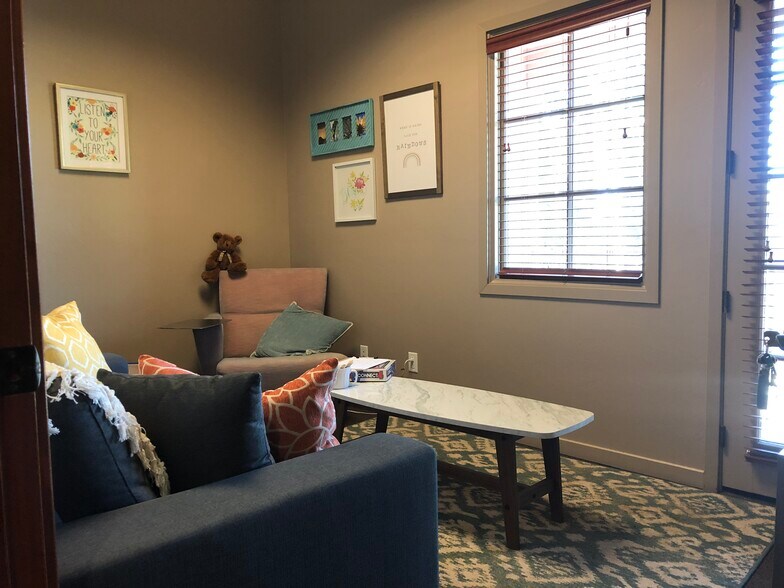 More Photos Of 3075 N Swan Rd, Tucson Coworking Space