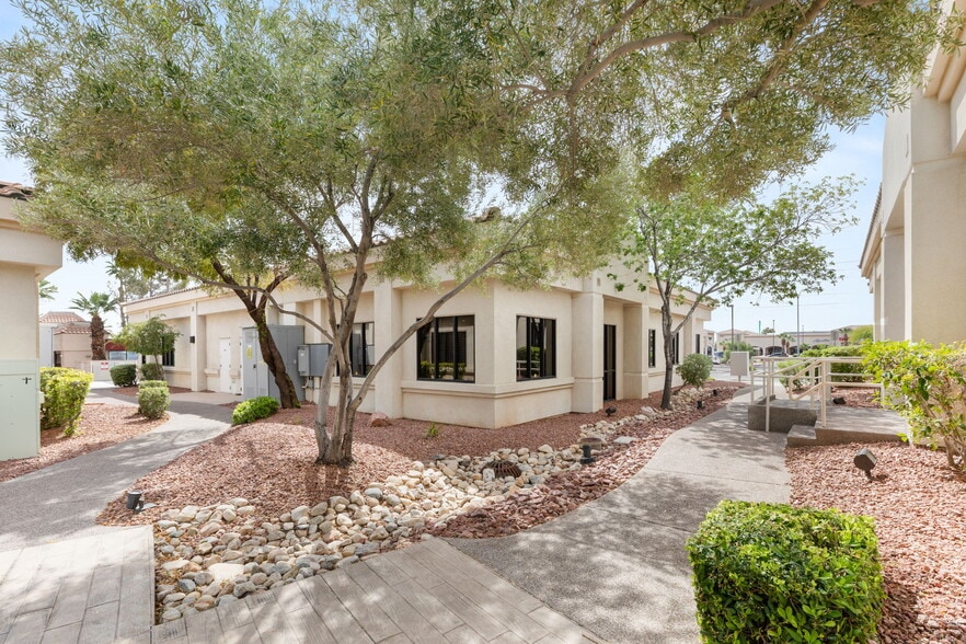 More Photos Of 7830 W Sahara Ave, Las Vegas Office For Sale