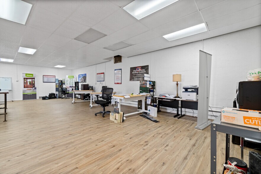 More Photos Of 8028 Newark Rd, Mount Vernon Industrial For Sale