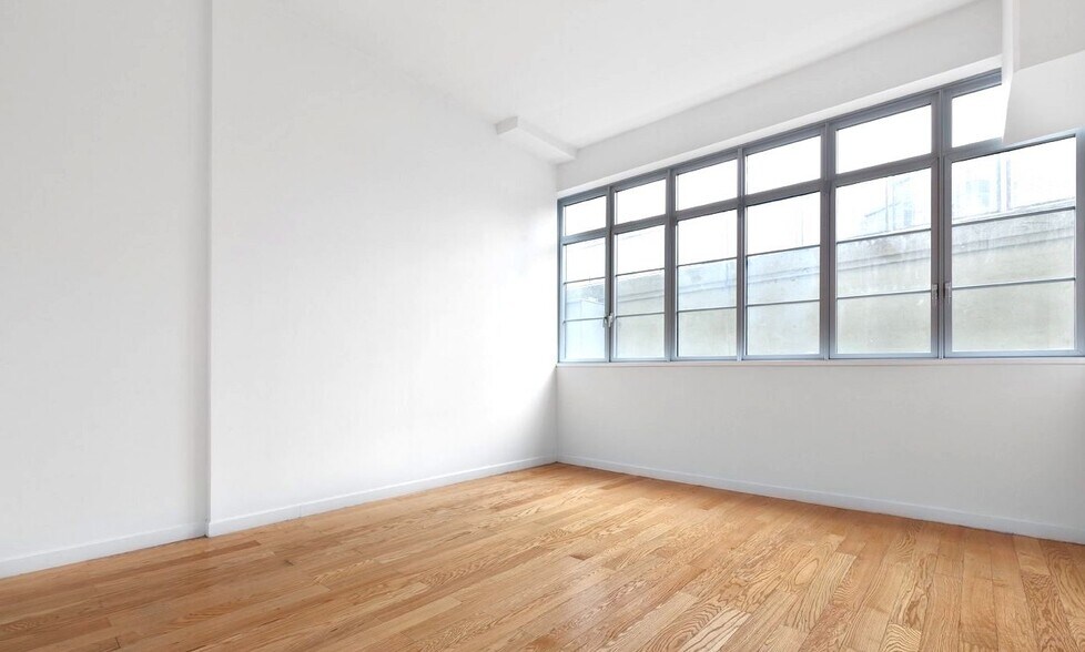 More Photos Of 2728 Thomson Ave, Long Island City Apartments For Sale