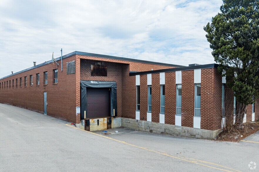 Primary Photo Of 120 St Regis Cres, Toronto Manufacturing For Lease