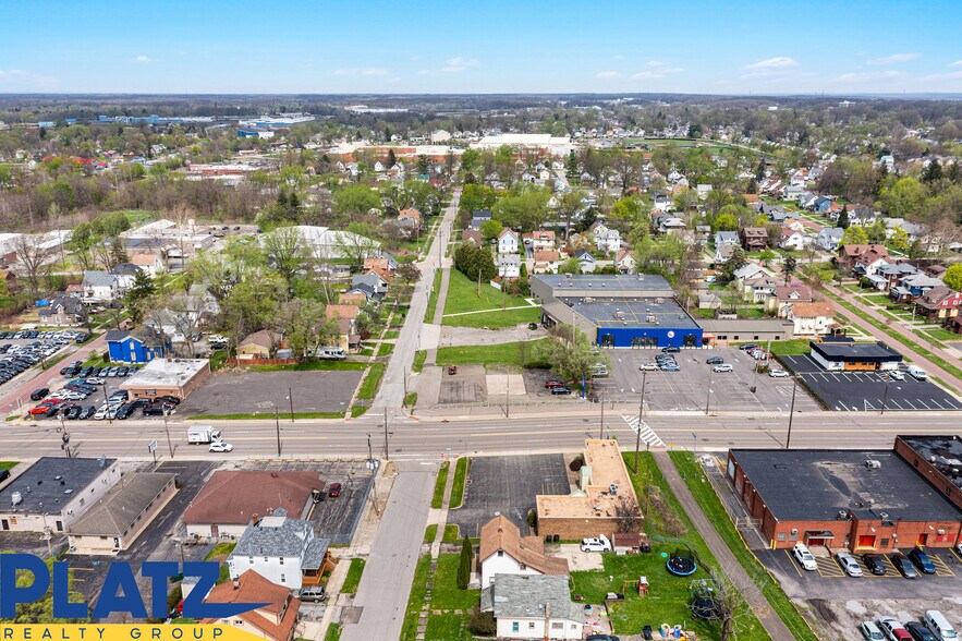 More Photos Of 1114 E Market St, Warren Medical For Sale