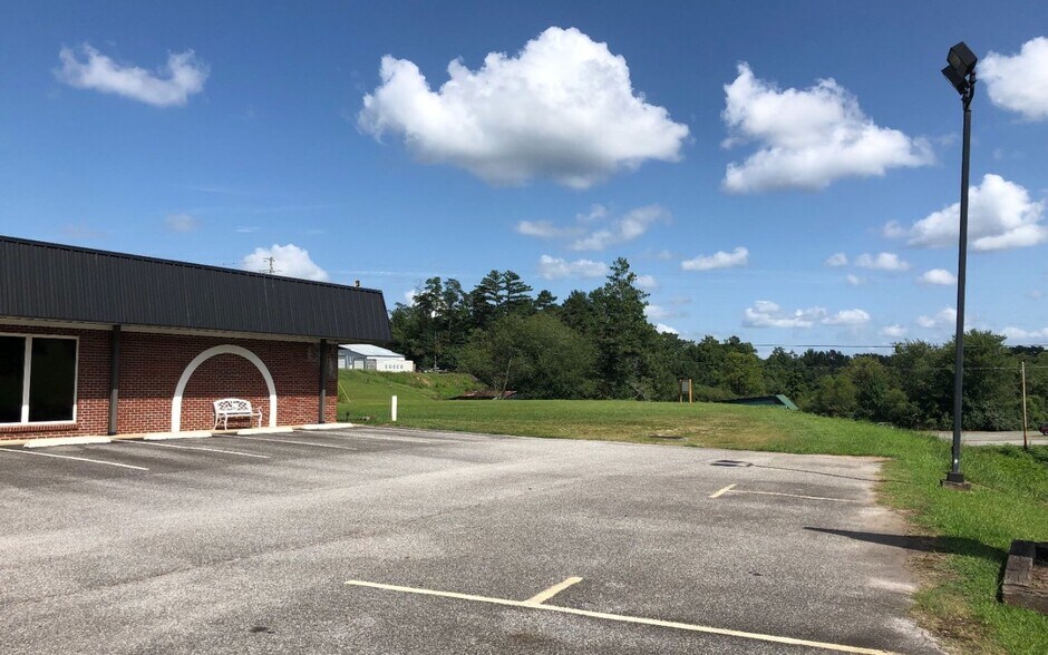 More Photos Of 7559 Blue Ridge Dr, Blue Ridge Self Storage For Sale