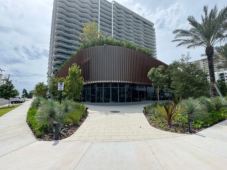 Primary Photo Of 900 N Ocean Blvd, Pompano Beach Apartments For Lease