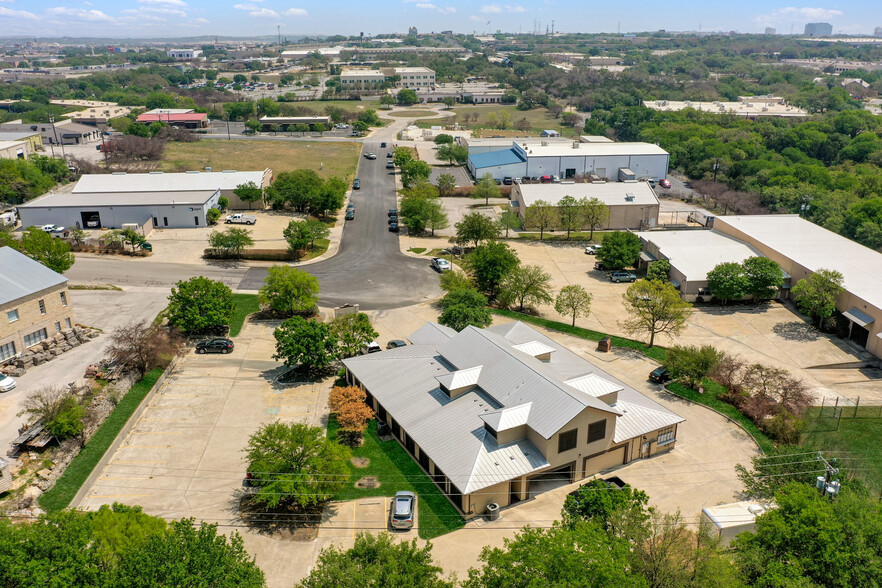 Primary Photo Of 12703 Spectrum Dr, San Antonio Loft Creative Space For Lease