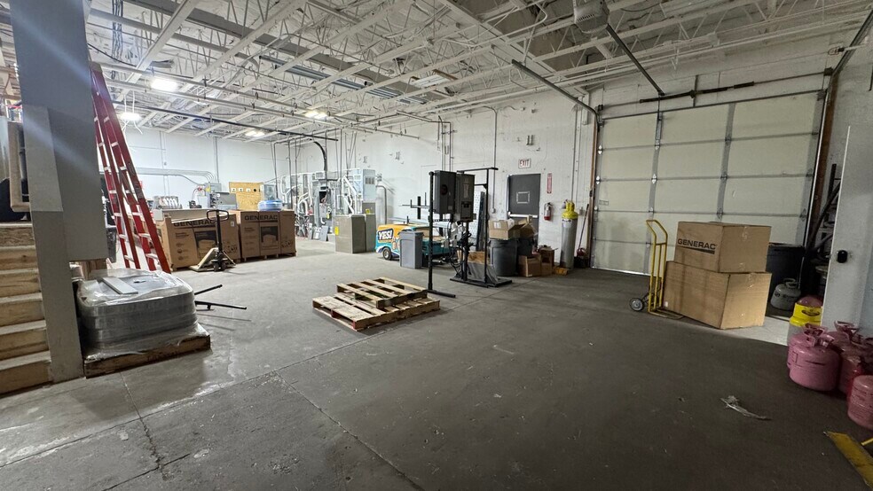 More Photos Of 745 S 100 E, Provo Light Manufacturing For Sale