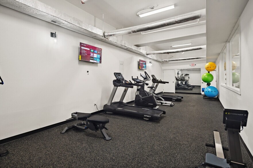 More Photos Of 1534 N 16th St, Philadelphia Apartments For Sale