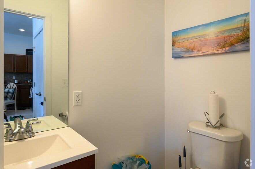 More Photos Of 521 N 34th St, Philadelphia Apartments For Sale