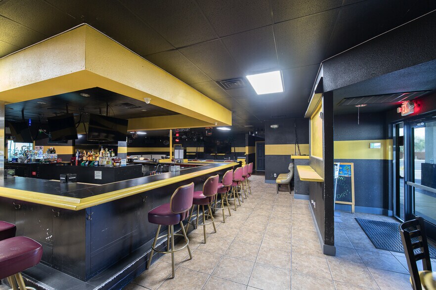 More Photos Of 4465 E Sahara Ave, Las Vegas Bar For Sale