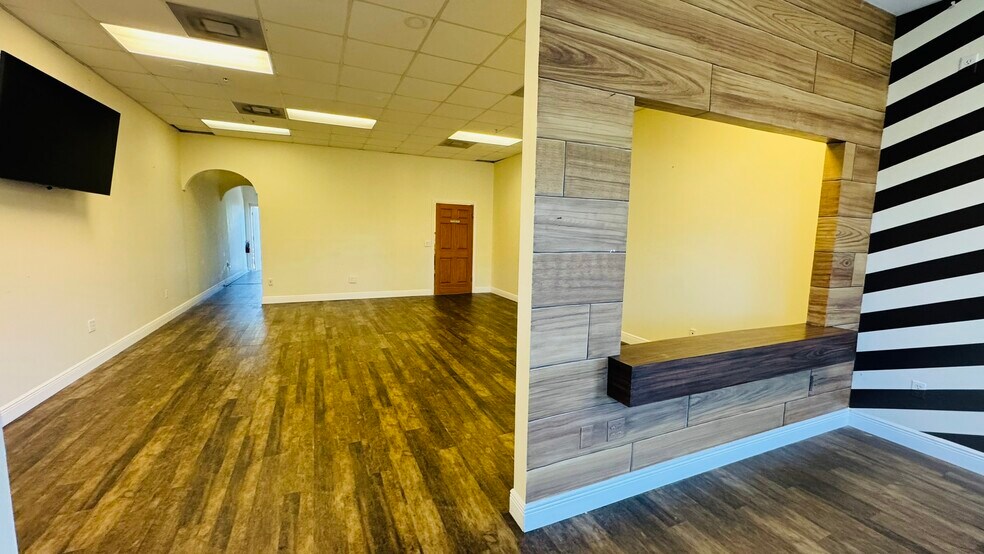 More Photos Of 951 Sansburys Way, West Palm Beach Unknown For Lease