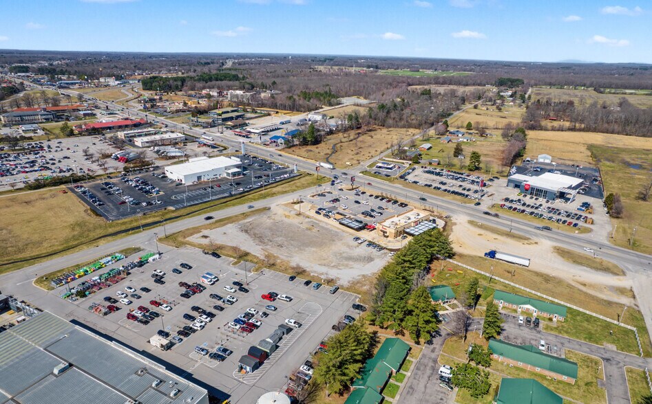 More Photos Of Hillsboro Blvd & Roberts Blvd, Manchester Land For Lease