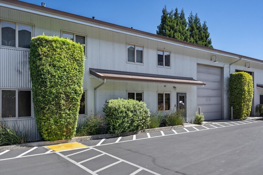More Photos Of 1229 Grove St, Healdsburg Warehouse For Sale