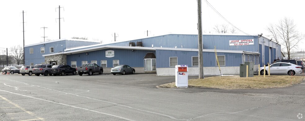 More Photos Of 416 Green Ln, Bristol Service For Lease