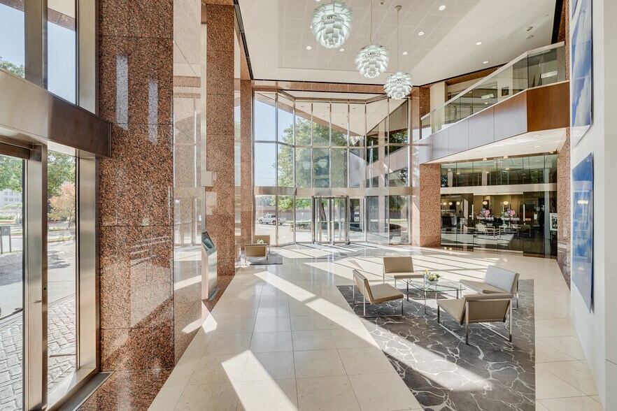 More Photos Of 5429 Lyndon B Johnson Fwy, Dallas Office For Sale