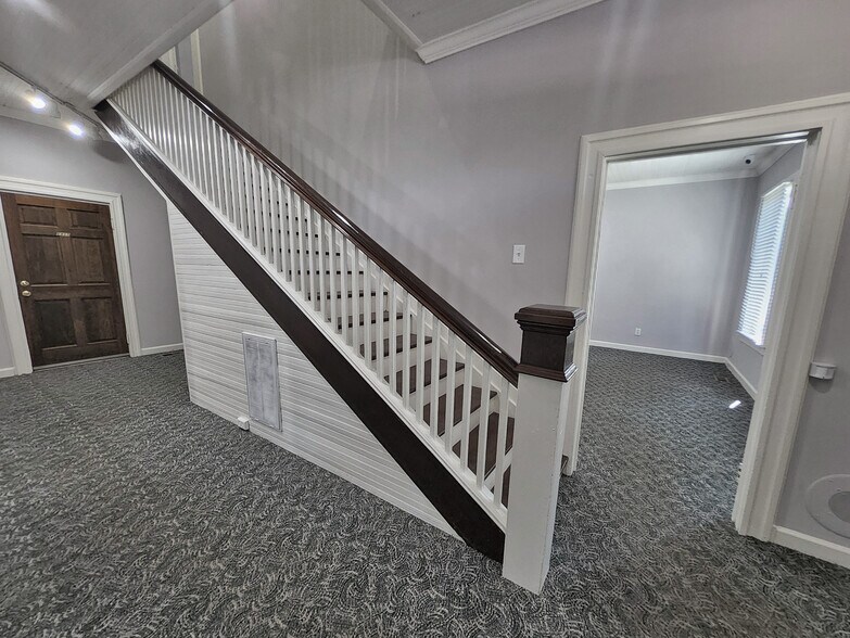 More Photos Of 191 Friarsgate Blvd, Irmo Flex For Sale