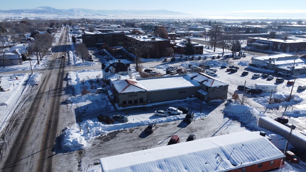 More Photos Of 60 E 100 N, Vernal Office For Lease