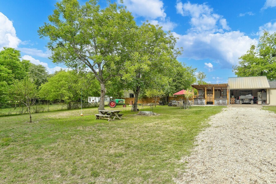 More Photos Of 201 Church Hill Ln, Liberty Hill Specialty For Sale