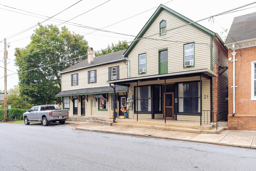 Primary Photo Of 21 W Pennsylvania Ave, Walkersville Office For Sale