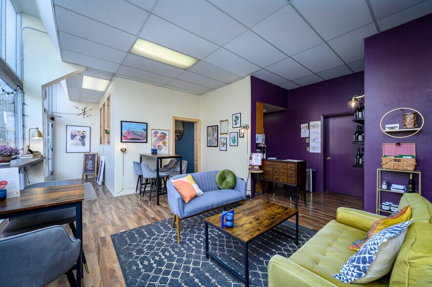 More Photos Of 116-128 Main St, Carlton Storefront Retail Office For Lease