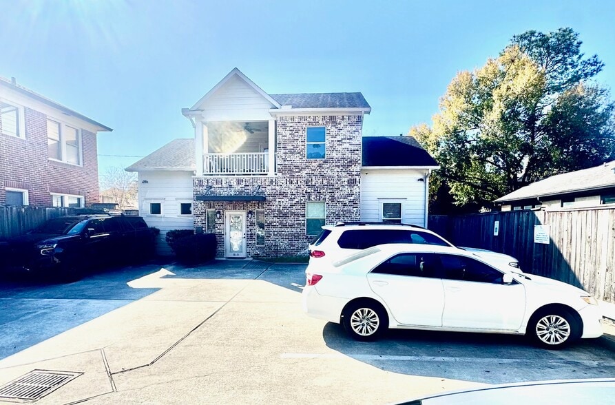 More Photos Of 919 W Gray St, Houston Office For Lease