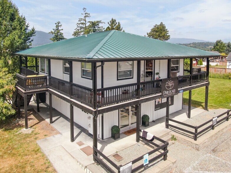 More Photos Of 14965 W Bow Hill Rd, Bow General Retail For Sale