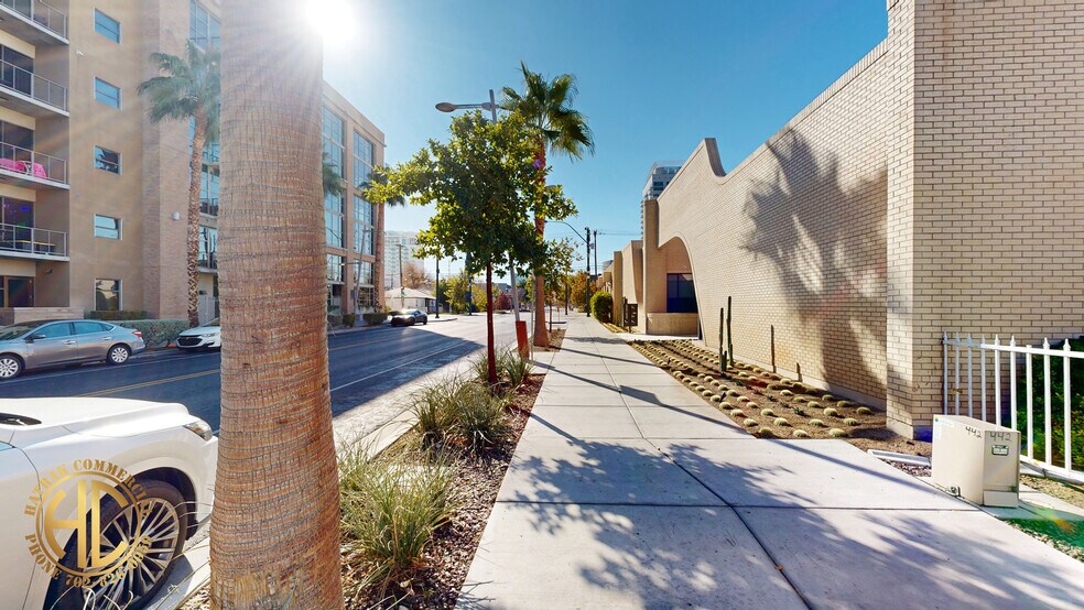 More Photos Of 626 S 3rd St, Las Vegas Office For Sale
