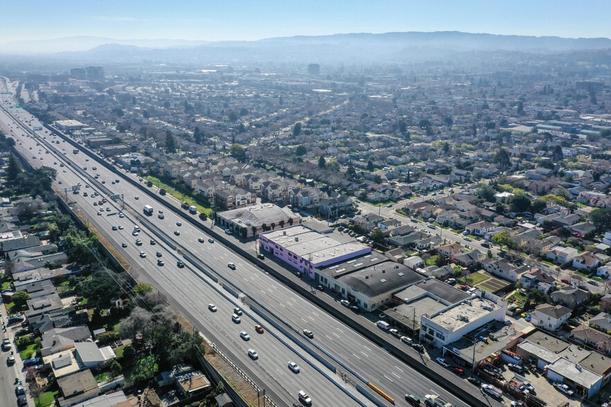 More Photos Of 940 S Amphlett Blvd, San Mateo Manufacturing For Lease