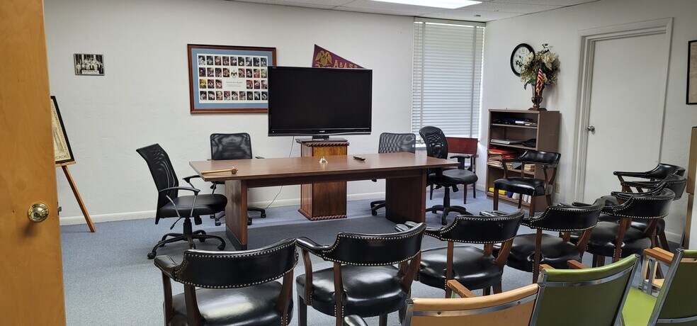 More Photos Of 3632 NE 7th St, Ocala Lodge Meeting Hall For Sale