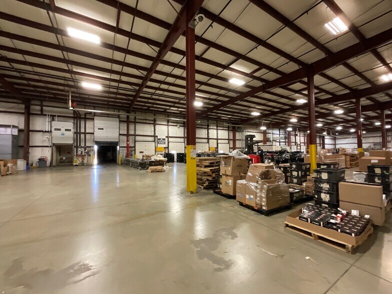 More Photos Of 902 H.L. Thompson Jr. Dr, Ashley Distribution For Sale