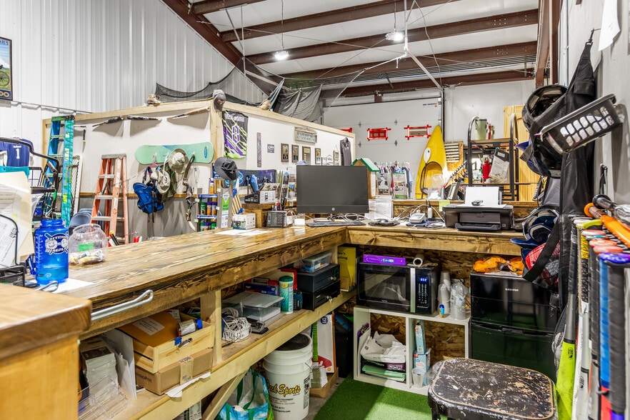 More Photos Of 543-583 Navajo Trail Dr, Pagosa Springs Warehouse For Sale