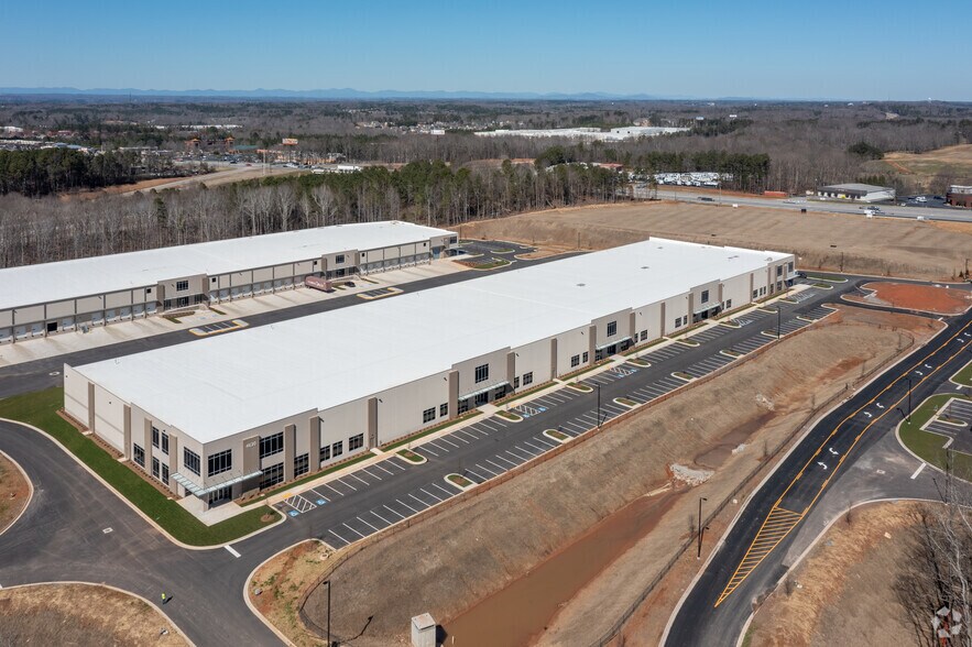 More Photos Of 100 Friendship Rd, Buford Unknown For Lease