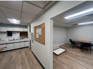 More Photos Of 431 Stephenson Hwy, Troy Office For Lease