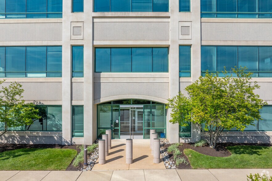 More Photos Of 2100 Renaissance Blvd, King Of Prussia Office For Lease