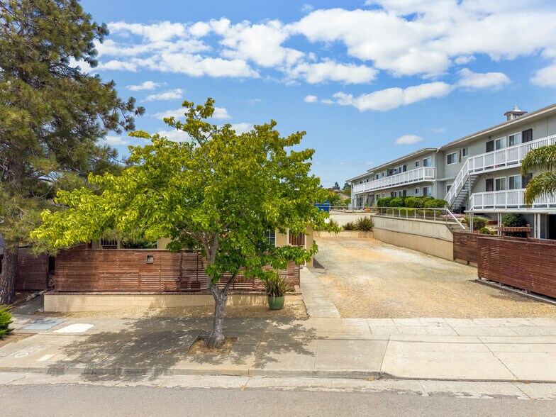 More Photos Of 5105-5107 MacDonald Ave, Richmond Apartments For Sale