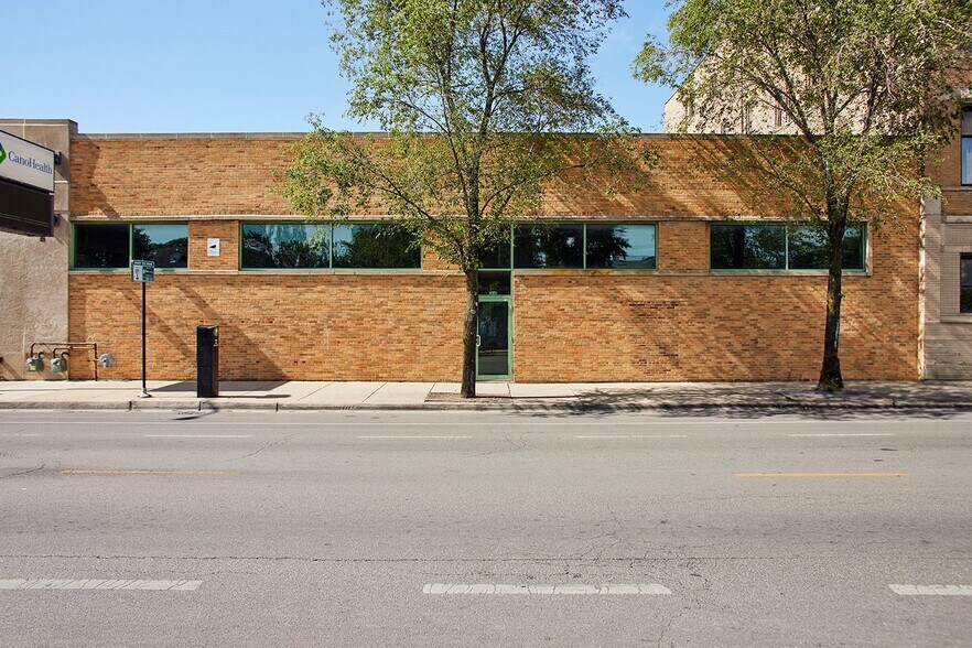 More Photos Of 3640 W Armitage Ave, Chicago Storefront For Lease