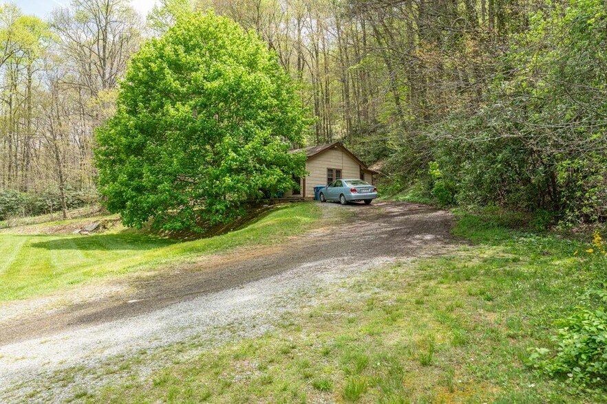 More Photos Of 2137 NC Highway 105 South, Boone Land For Sale