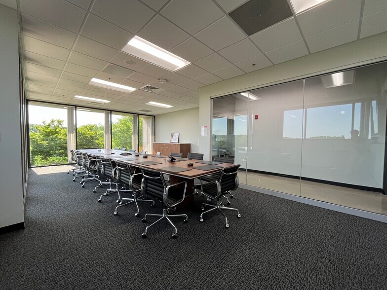 More Photos Of 11 Interstate Dr, West Springfield Office For Lease