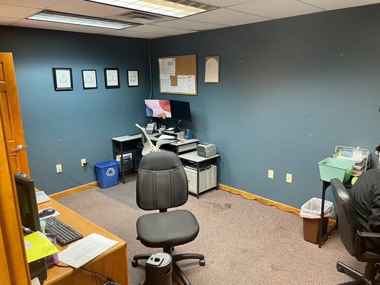 More Photos Of 628 Old Saint Marys Rd, Perryville Storefront For Lease