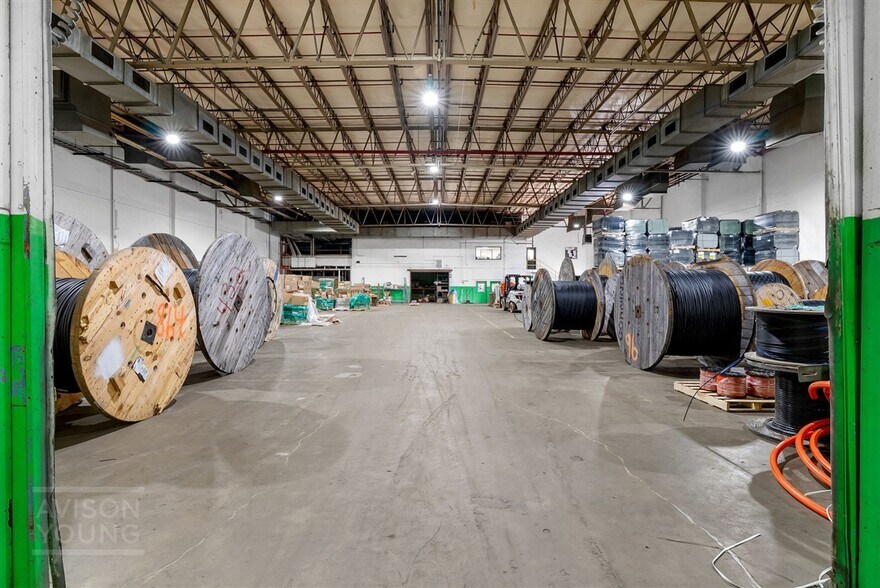More Photos Of 300 S Main St, Mauldin Warehouse For Sale