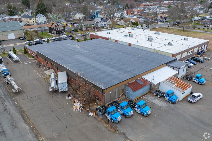 More Photos Of 275 Welton St, Hamden Manufacturing For Lease