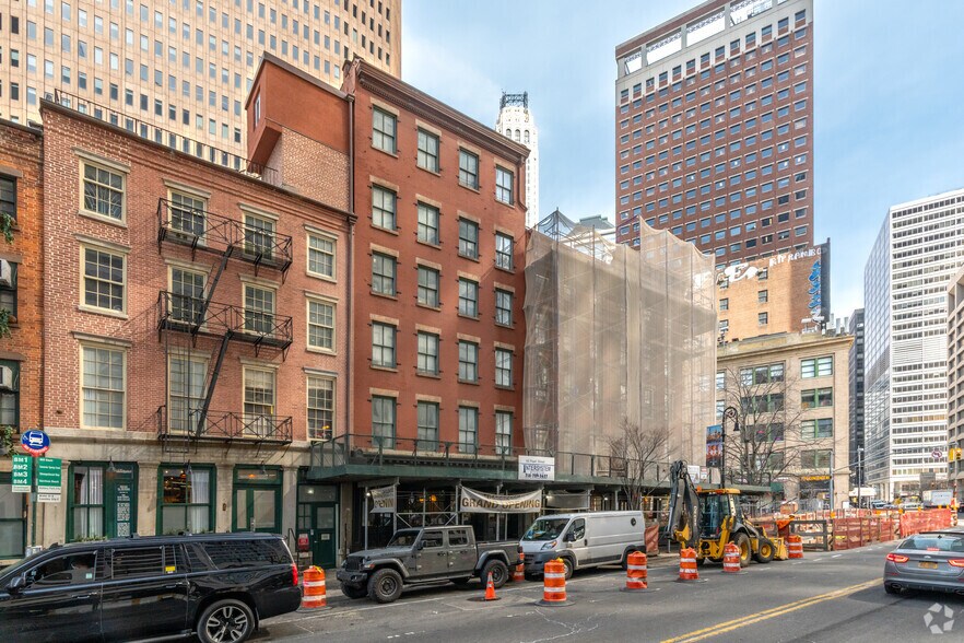 More Photos Of 66 Pearl St, New York Apartments For Sale