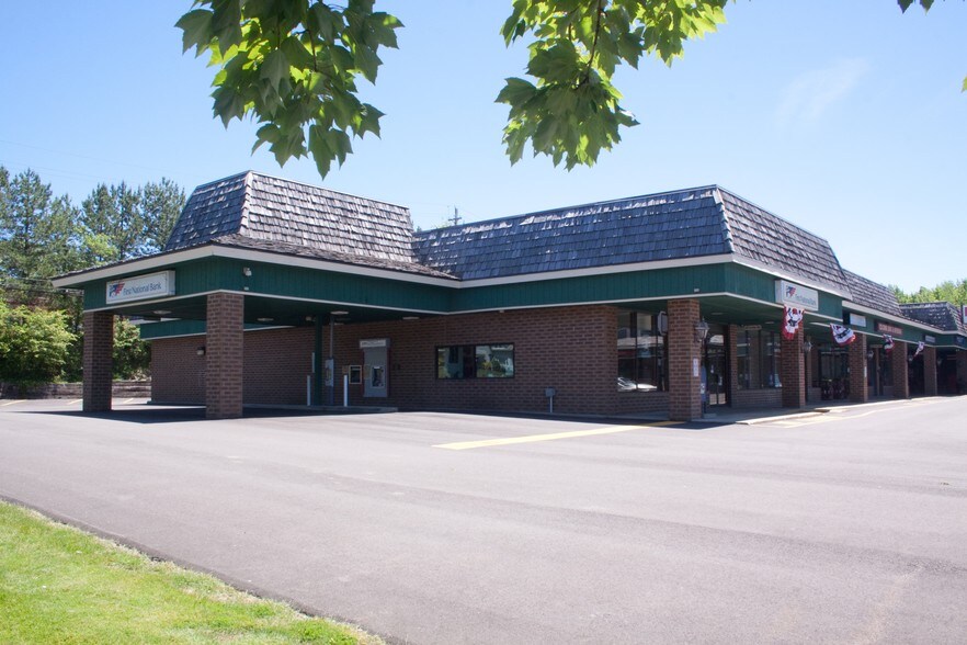 More Photos Of 8389 Mayfield Rd, Chesterland Unknown For Lease