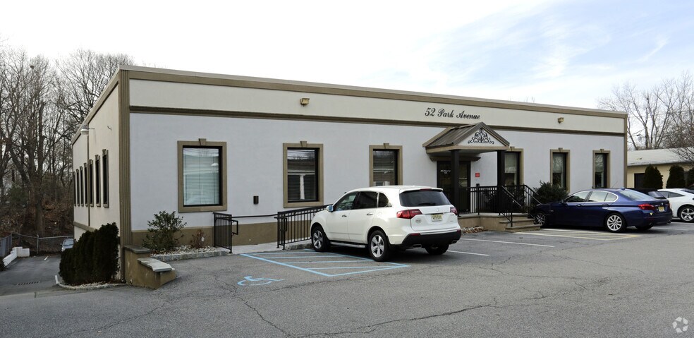 Primary Photo Of 52 Park Ave, Park Ridge Office Residential For Lease