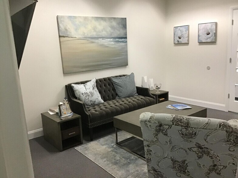 More Photos Of 300 S 6th St, Fort Pierce Office For Sale