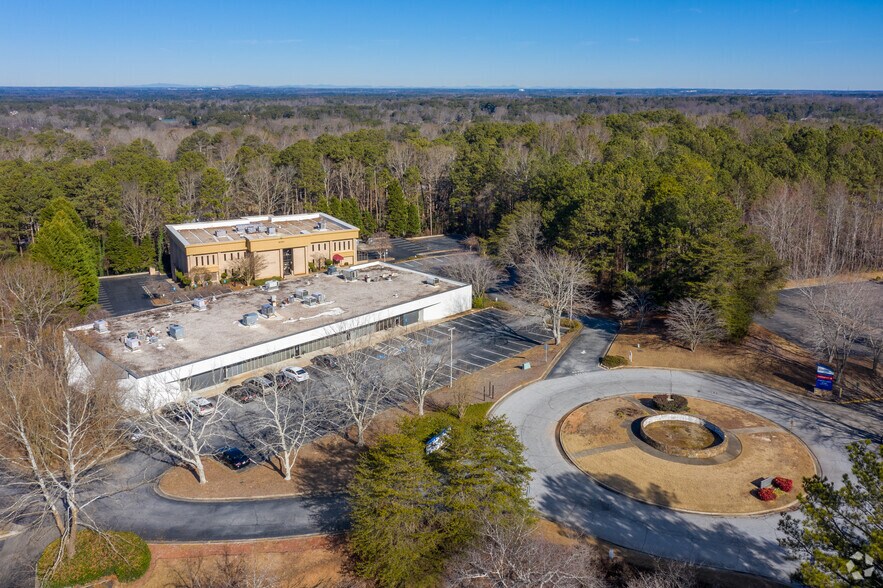 More Photos Of 2121 Fountain Dr, Snellville Medical For Sale