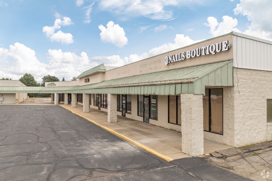 More Photos Of 1057 Pearl Rd, Brunswick Unknown For Lease