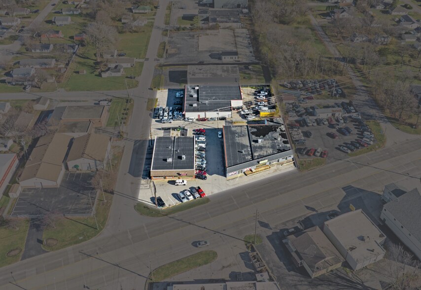 More Photos Of 3301-3307 S Madison Ave, Indianapolis Freestanding For Lease