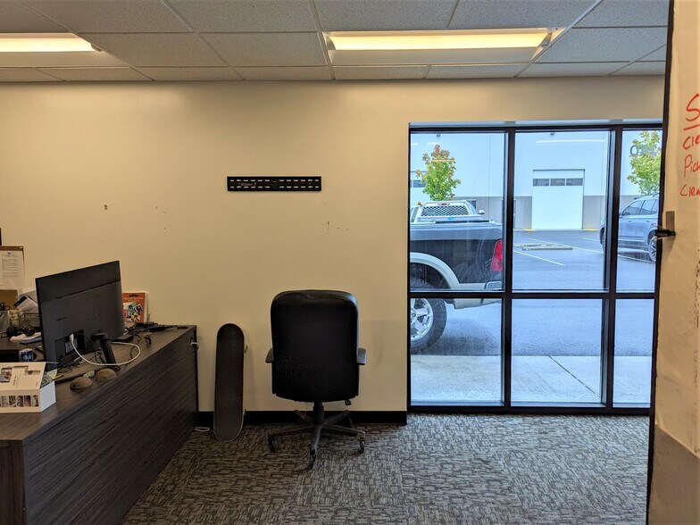 More Photos Of 9210 NE 62nd Ave, Vancouver Unknown For Lease