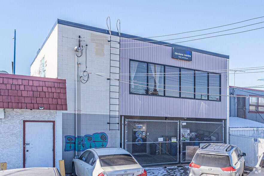 More Photos Of 7505 104th St, Edmonton Storefront Retail Office For Lease