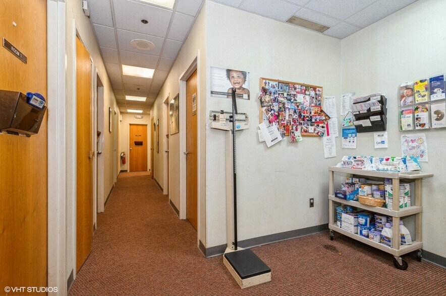 More Photos Of 1553 State Route 27, Somerset Office For Sale